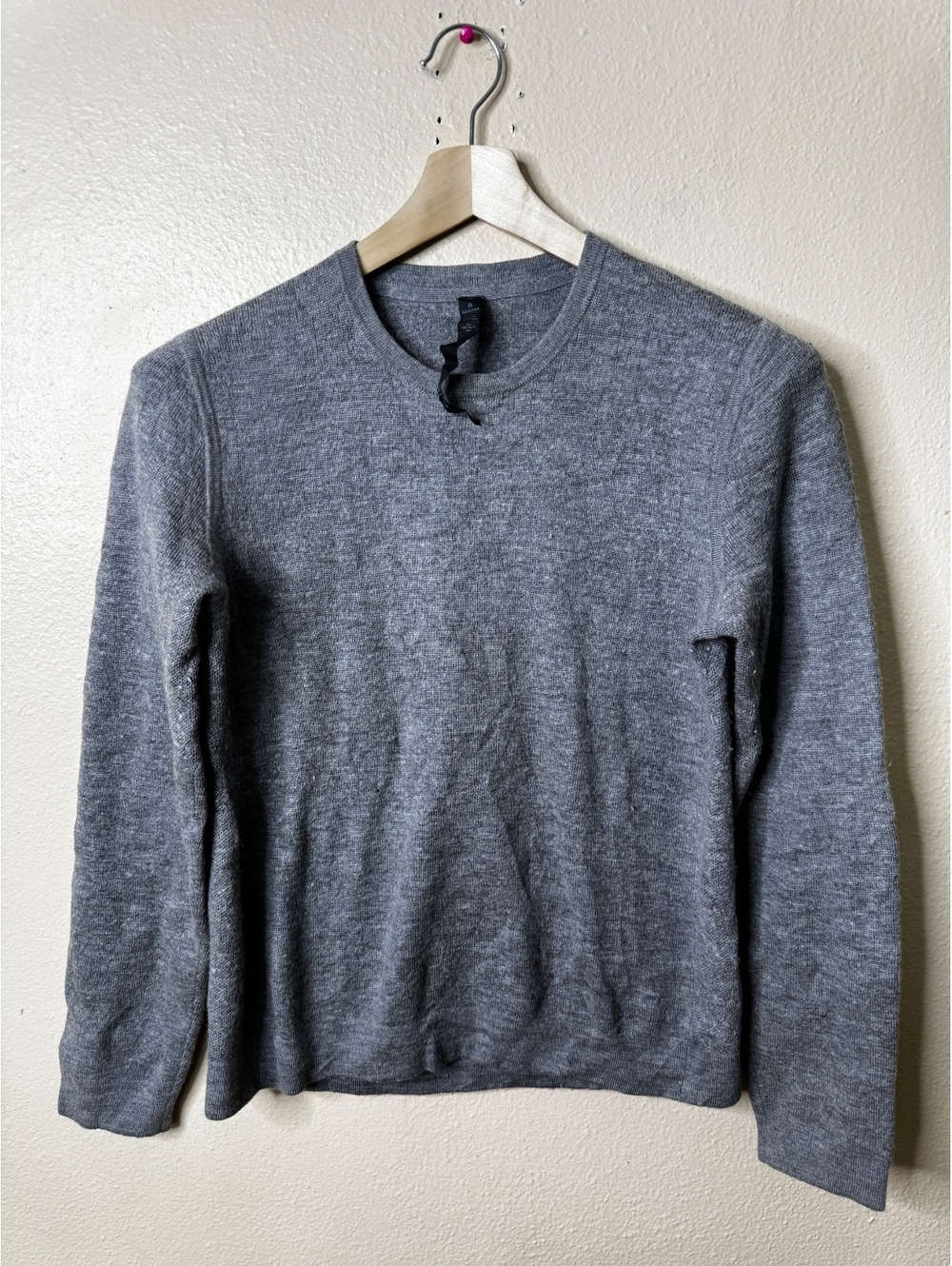 Lululemon Sweater Mens Medium Gray Merino Wool Crewneck Preppy